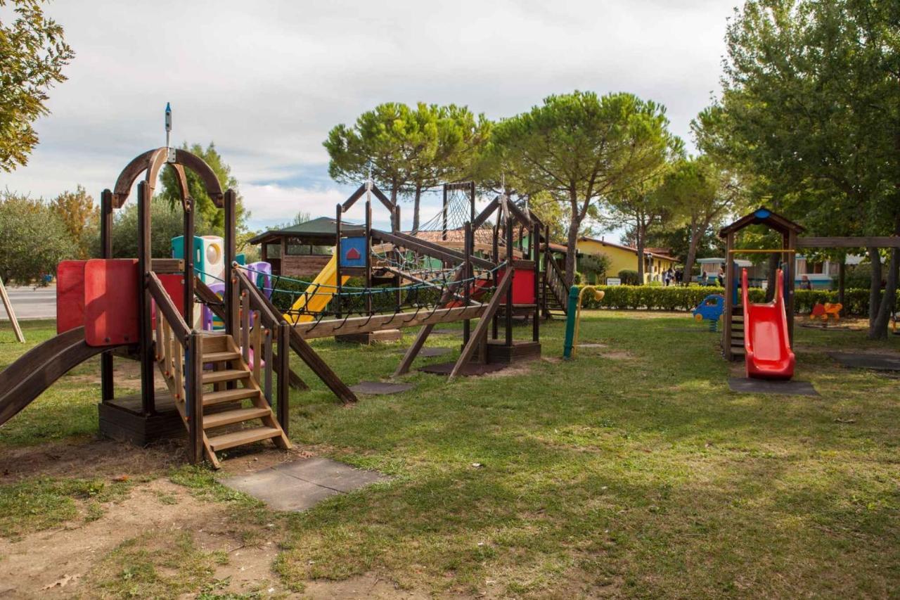 Mobilehomes In Sirmione/Gardasee 22177 Exteriör bild